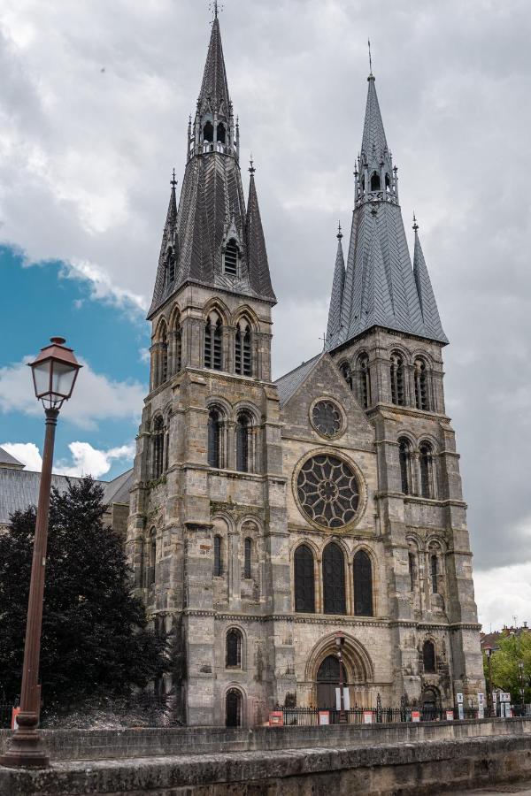 Le Petit Leon Châlons-en-Champagne Exterior foto